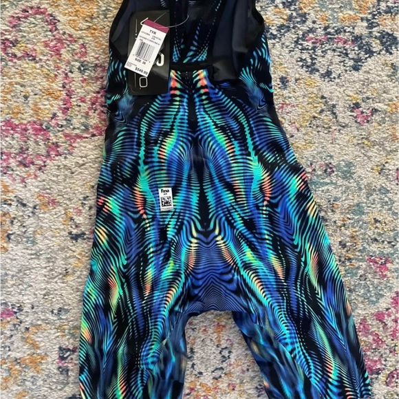 TYR VENZO Genesis Closed Back Crystal 216 techsuit kneeskin - Picture 4 of 7